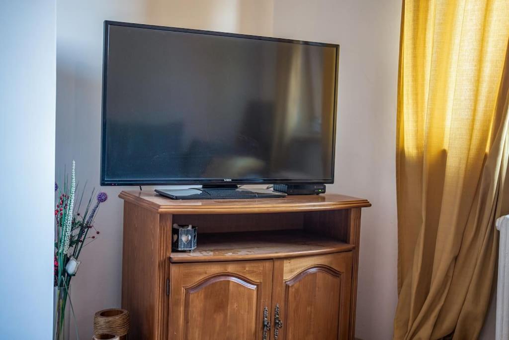 Central Apartment 2Bd Next To Vitosha Bul. ソフィア エクステリア 写真