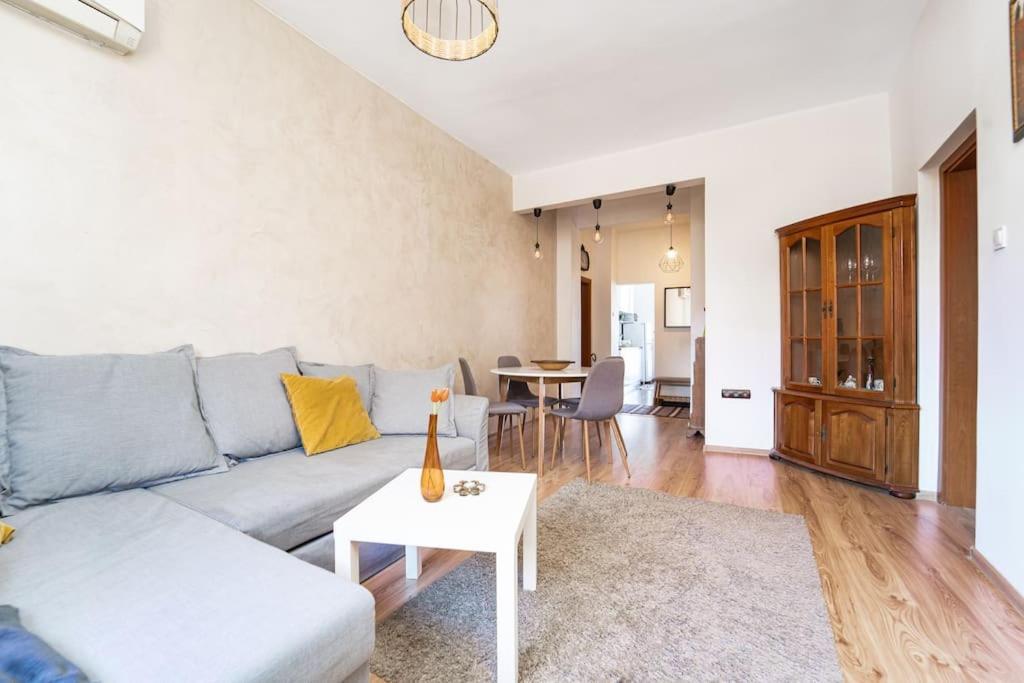 Central Apartment 2Bd Next To Vitosha Bul. ソフィア エクステリア 写真